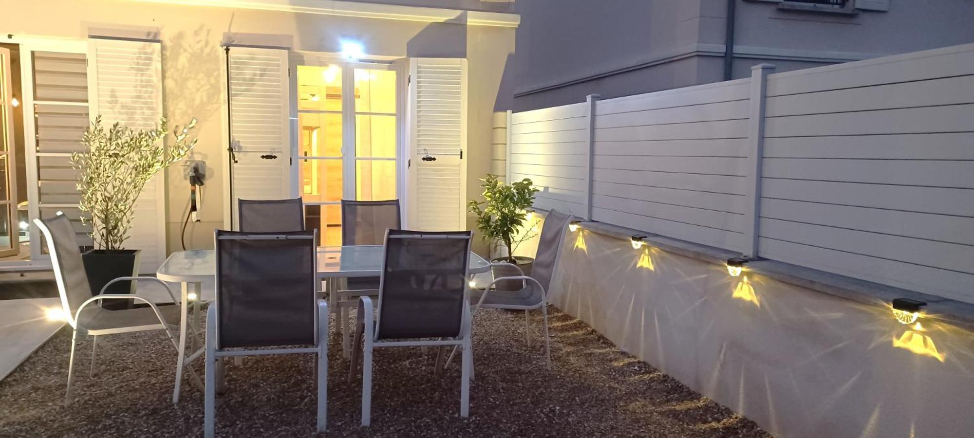 Luminary Night Suite Μοντεβρέν Εξωτερικό φωτογραφία